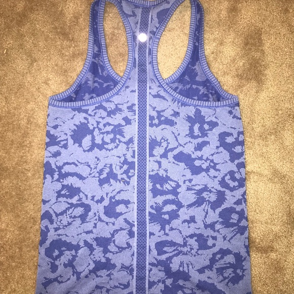 LULULEMON blue Razorback tank - Picture 3 of 4